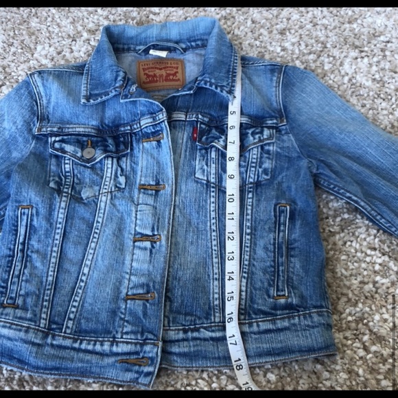 Levi’s Denim Jacket Sz S Mid Wash Blue Colour Pockets and Buttons Vintage - Picture 10 of 11